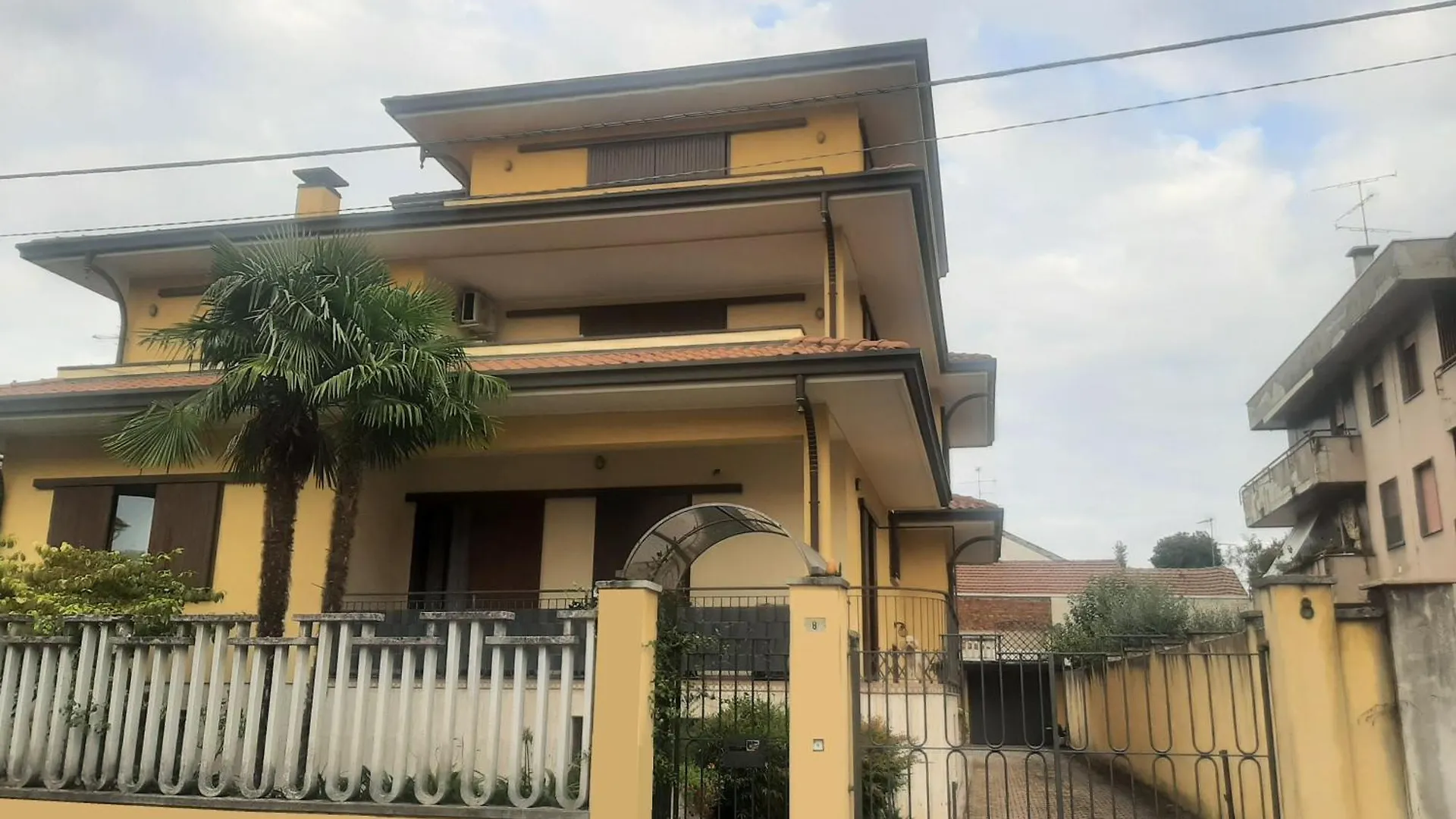 Apartamento La Bumbasina Busto Arsizio 0*,  Italia